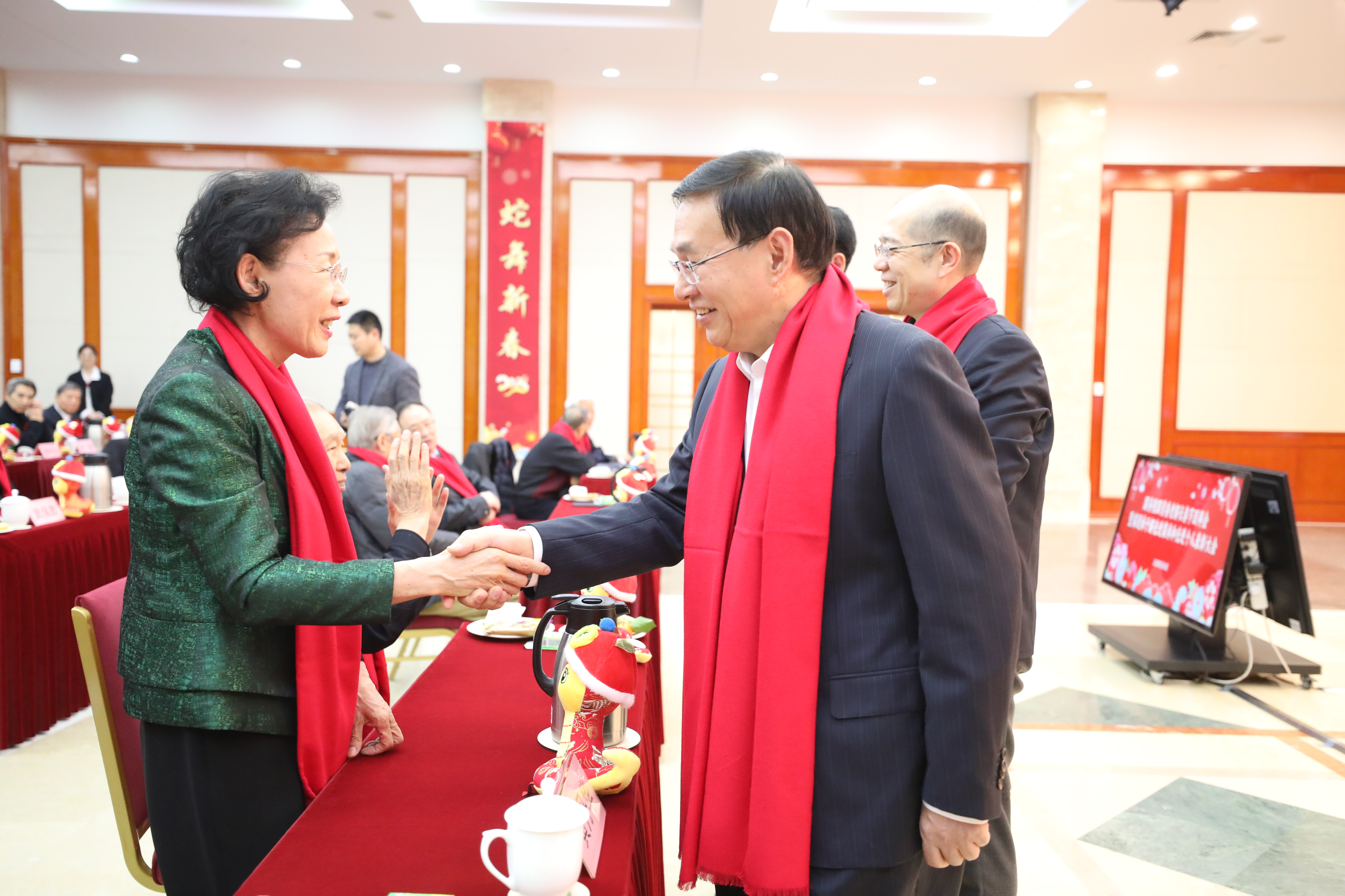 张玉卓、、、国资、、、央企、、、国资委、、、书记、、、主任、、、国企、、、企业刷新