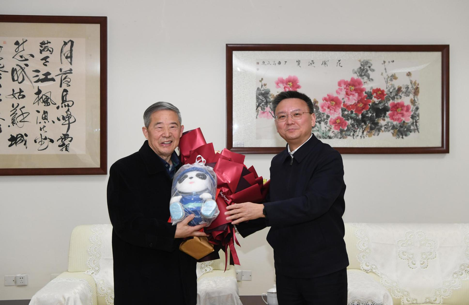 张玉卓、、、国资、、、央企、、、国资委、、、书记、、、主任、、、国企、、、企业刷新